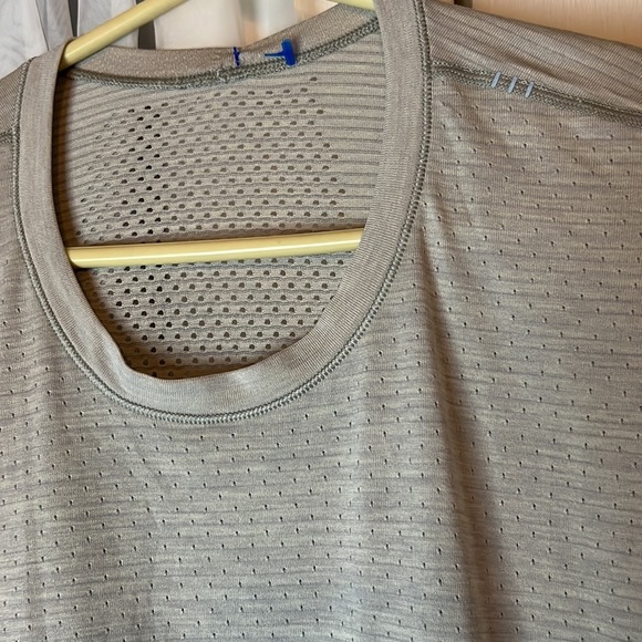 Lululemon Breath Repeat Short Sleeve Shirt Men’s XL - Picture 4 of 11